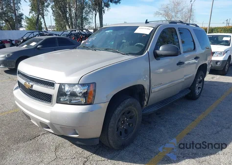 2008 Chevrolet Tahoe Ls z USA, uszkodzony, nr VIN 1GNFC13088R145904